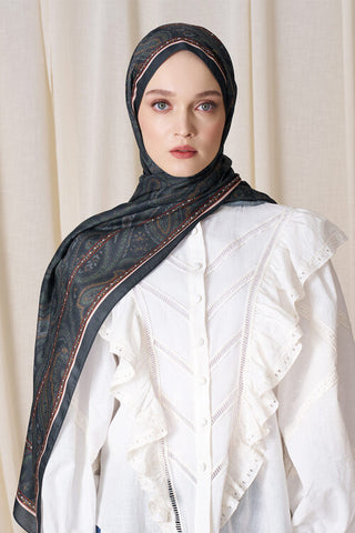 Beyza Huri Historical Victorian Desen Şal-KoyuYeşi