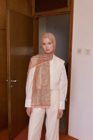 Tuğba BAĞ Fransız İpeği Saray Desen Şal - Turuncu