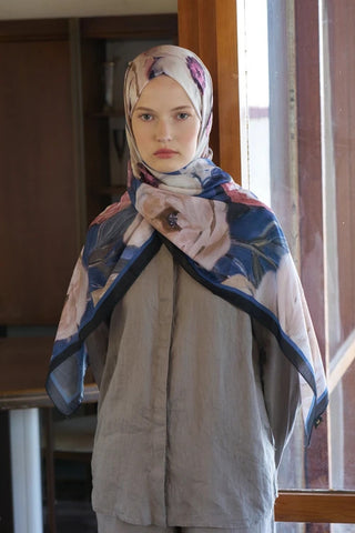 Endless Bloom Desen Şal - Lacivert