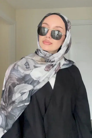 Endless Bloom Desen Şal - Siyah