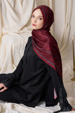 Tuğba Bağ Historical Victorian Desen Şal - Kırmızı