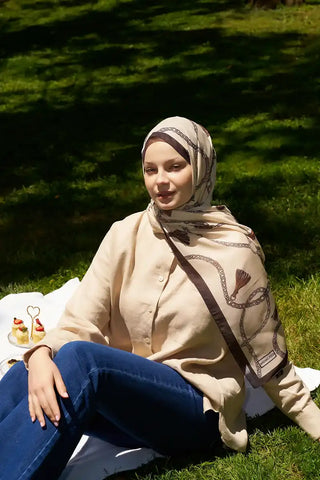 Rabia Hundi Hyper Zincir Desen Şal - Latte