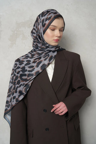 Leopar Desenli Pamuk Dokulu Şal - Gri
