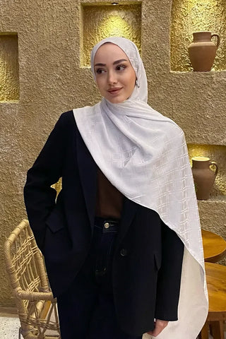 Naiya Jakar Şal Frame Desen - Beyaz